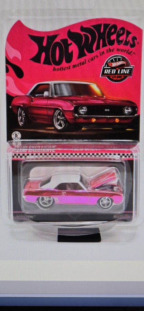 Hot Wheels RLC 69 Camaro SS