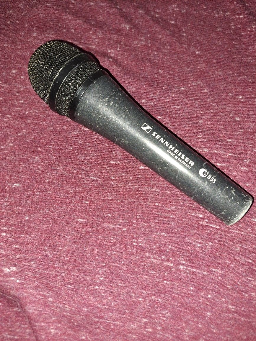 Sennheiser 835 Microphone