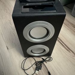 Battery Powered Speaker With Cords