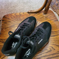 Reebok Shoes Size 10.5