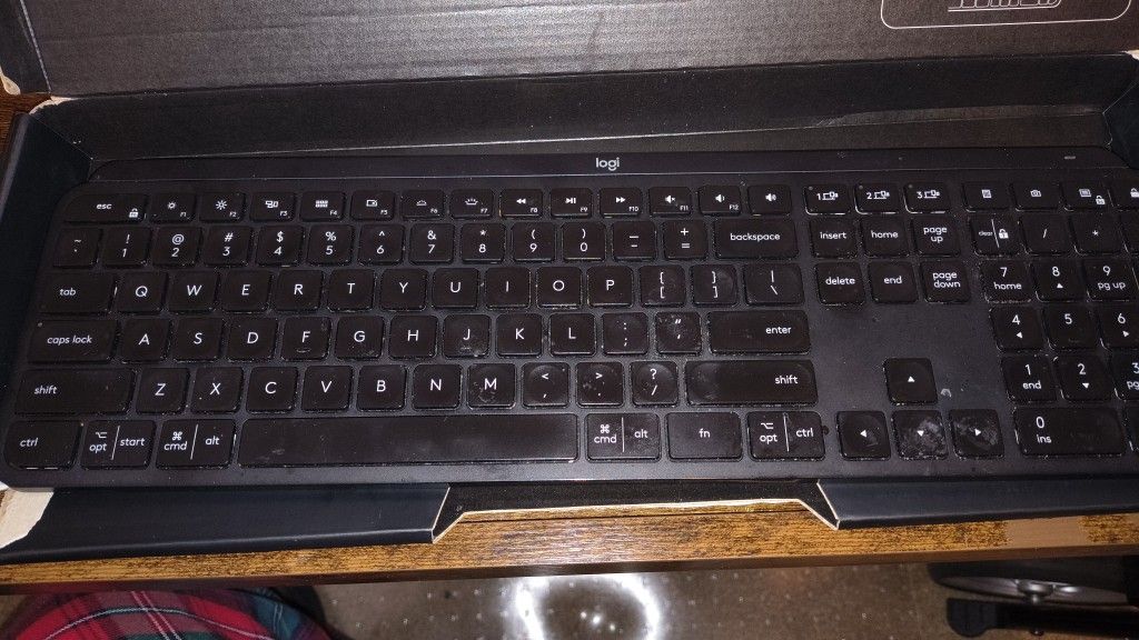 Logitech Mx Keyboard Includes MX3 Mouse