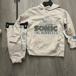Sonic the Hedgehog Boy's Graphic Hoodie with Matching Jogger Pant, 2 Piece Set, Sizes XS, S, M, L