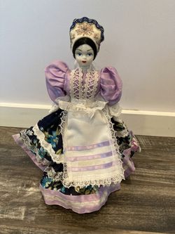 Vintage Collectible Doll  Porcelain 