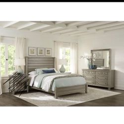 Queen wooden bedroom set