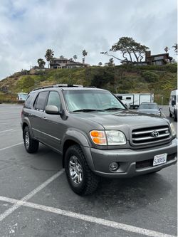 Toyota sequoia 2004