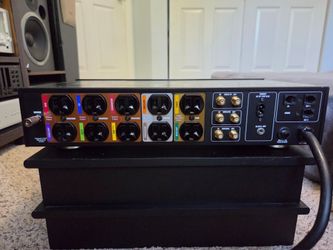 Monster Power HTS 2600 Home Theater Reference Power Center