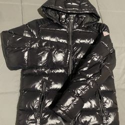 Guess Black Puffer Jacket 