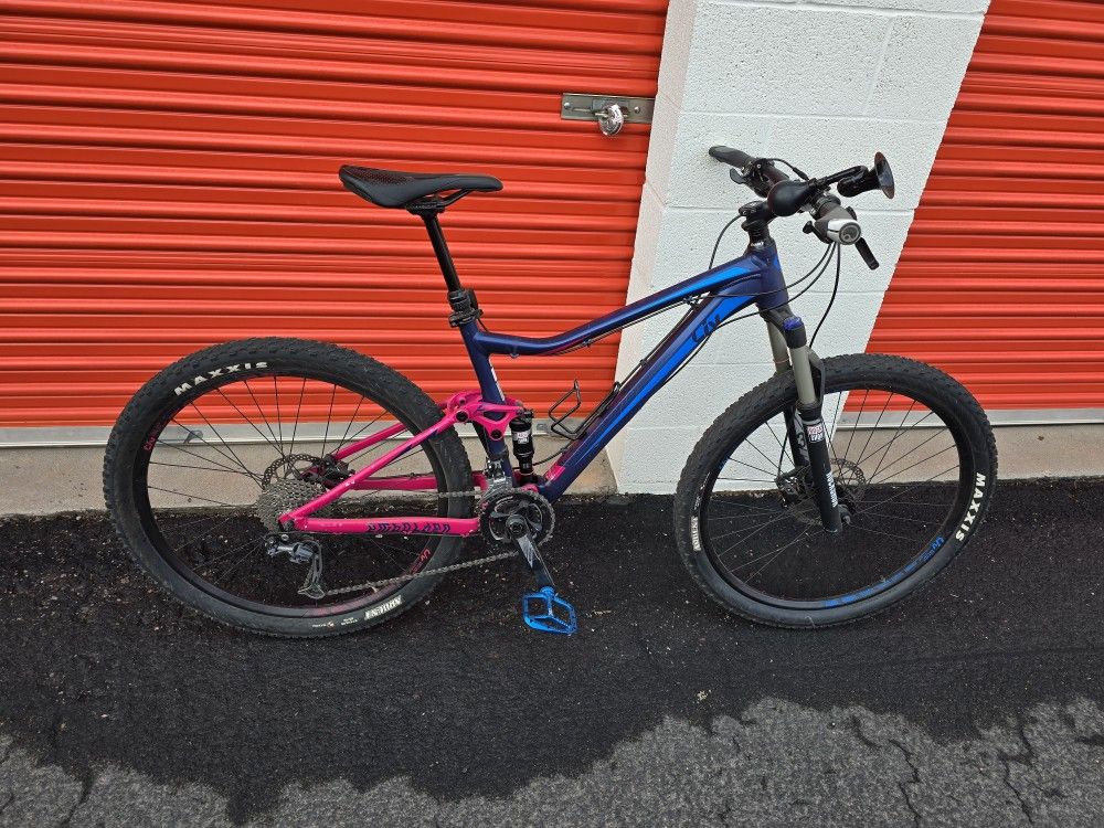 Women's Full Suspension Liv Mountain Bike