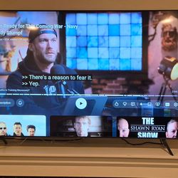 Samsung 65” 4K Smart TV (UN65CU7000) – Excellent Condition