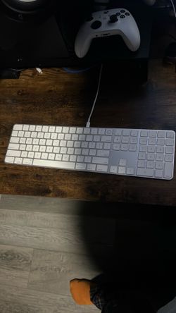 Apple Magic Keyboard with Touch ID