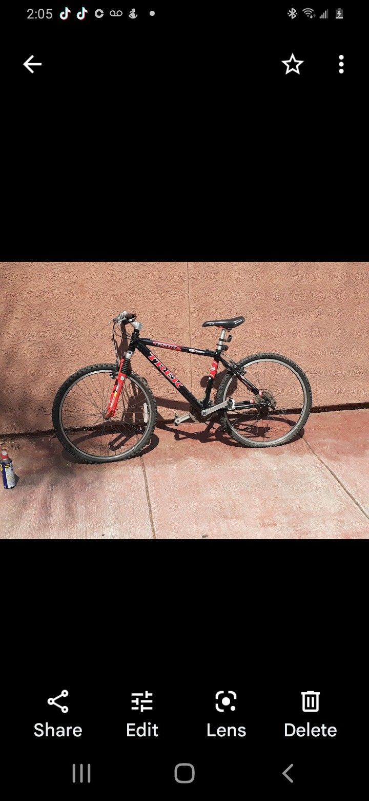 Trek Mountain Bike