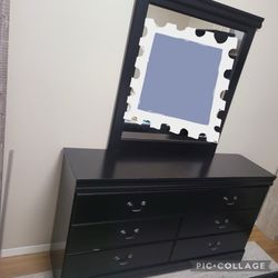 Bedroom Vanity 
