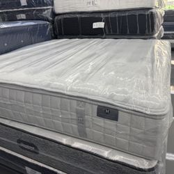 KING SIZE AIRELOOM HANDMADE COPPERTECH (LUXURY-FIRM) LUXETOP MATTRESS & BOX SPRINGS BED SET