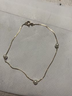 Pulsera De 14 K Con Perlas Y Un Dije De 14k Con Una Perla