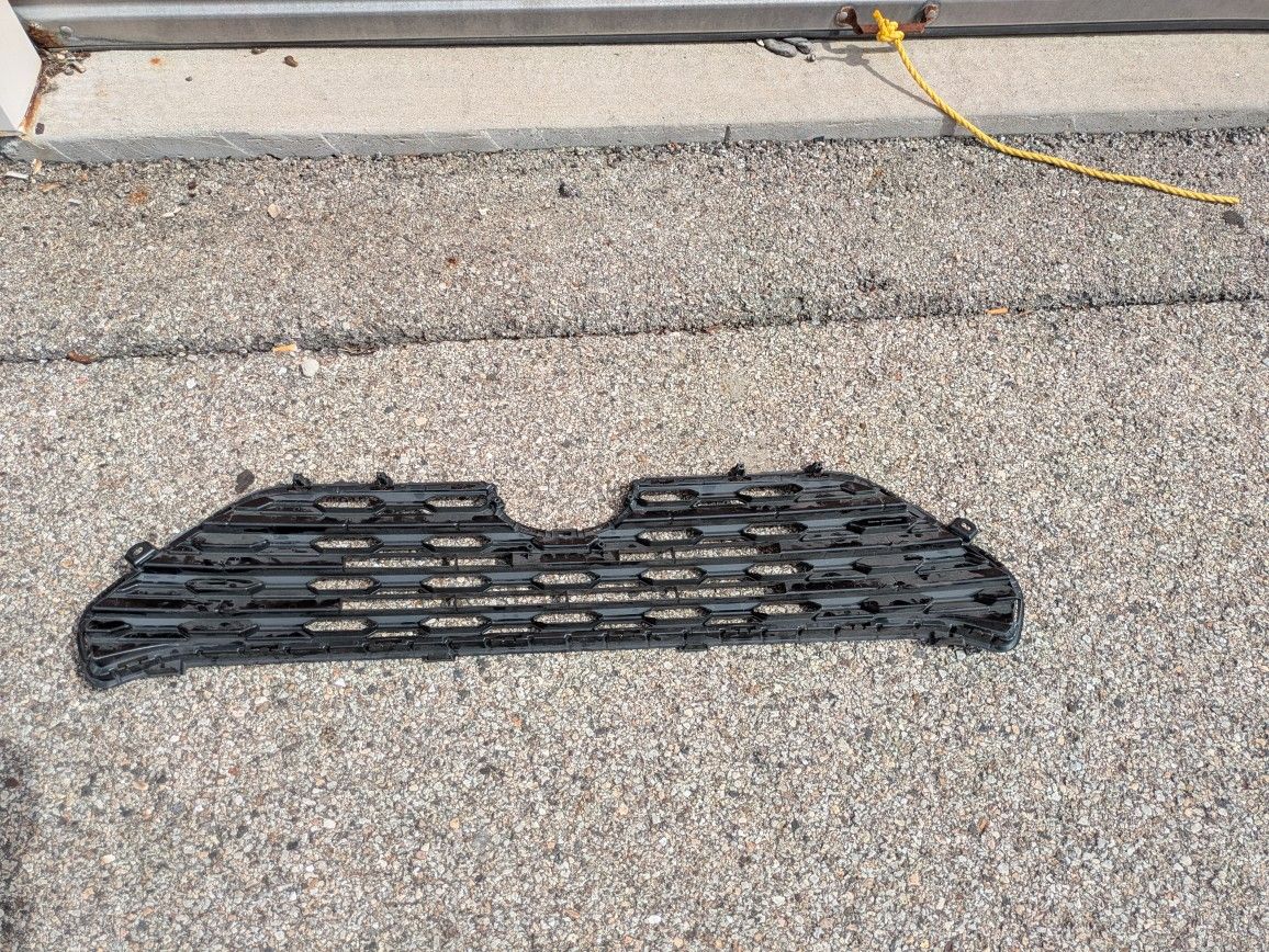 2019-2024 OEM Toyota RAV-4 front lower black Grille