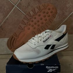 Reebok Size 9.5 