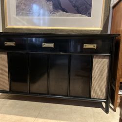 Mid Century Vintage Magnavox Record Changer Stereo Console