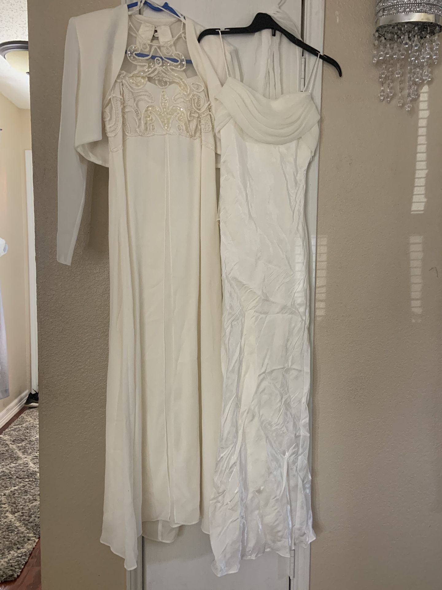 Cream/off White Gown/ Dresses