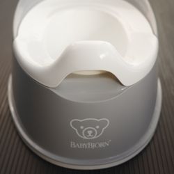 Baby Bjorn Potty Chair