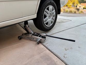 Car jack