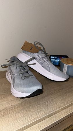 Brand New ASICS Sneakers – Never Worn