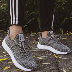 Feet hit Men Sneaker