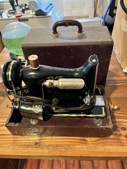 Vintage BelAir Sewing Machine with Case – $125