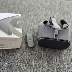 Google Daydream View