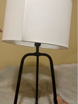 Table lamp