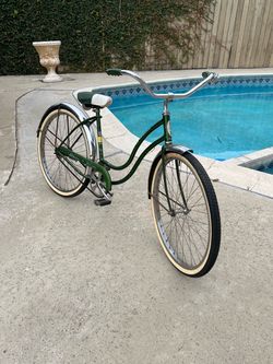 Vintage Schwinn Cruiser Bike Green