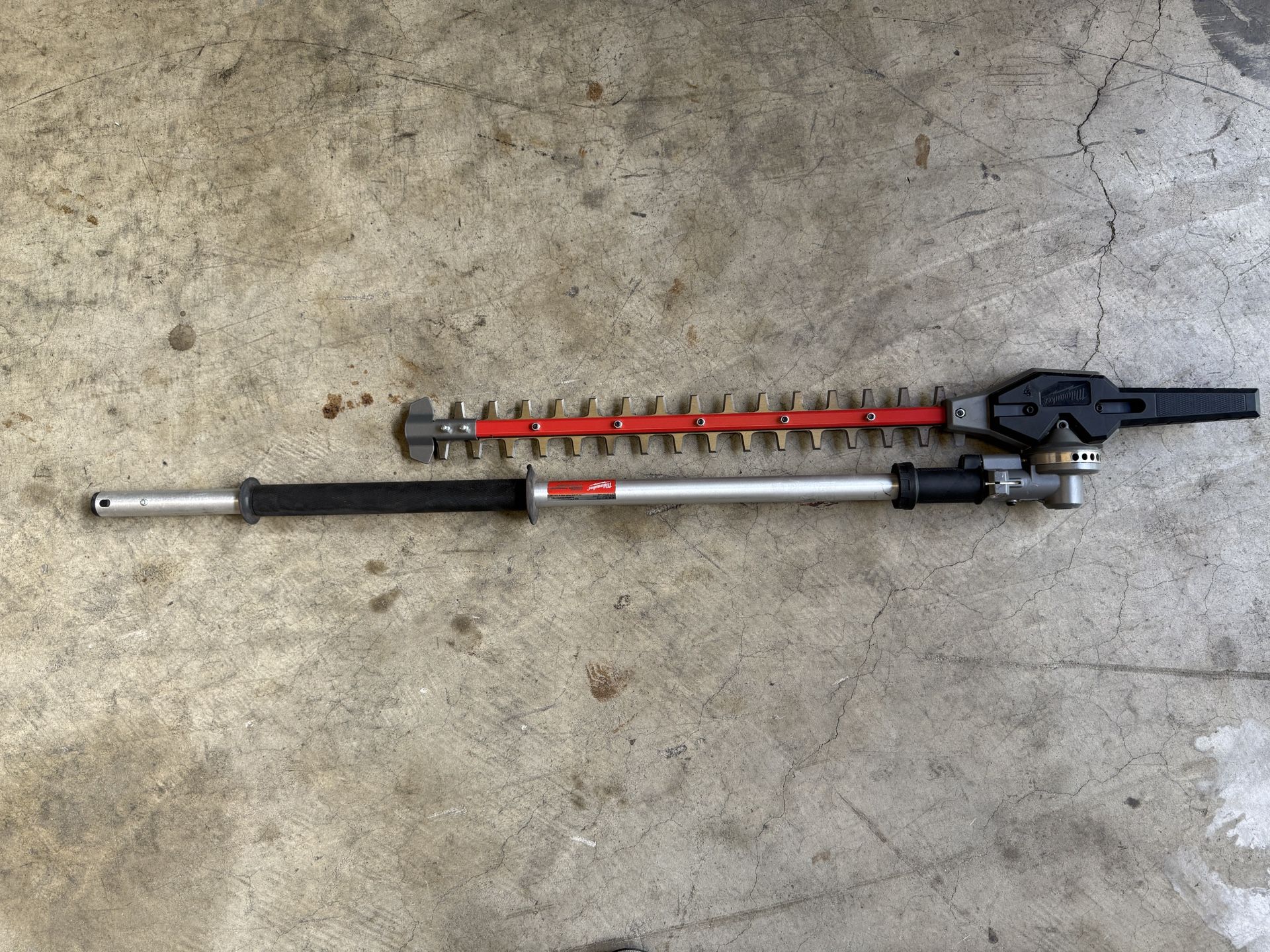 Milwaukee M18 FUEL Hedge Trimmer Attachment for Milwaukee QUIK-LOK Attachment System