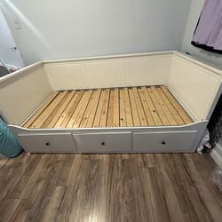 White Trundle Bed (twin) & Night Stand 