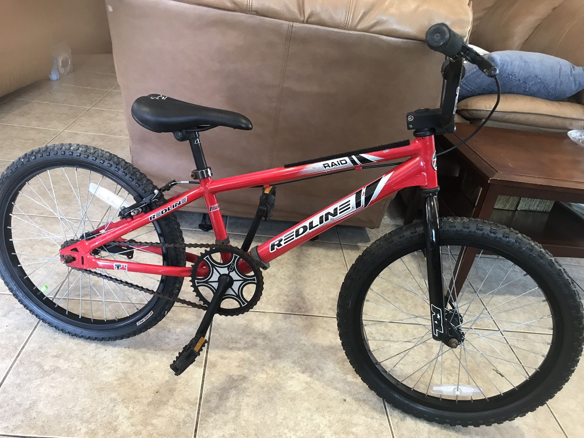 BMX Red Line Raid Tires 20