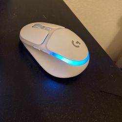 Logitech G705 Gaming Mouse