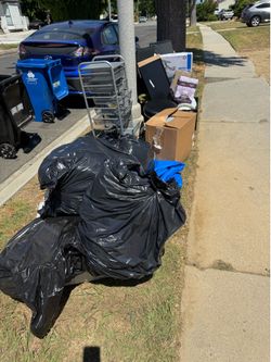 CURB ALERT : 18004 Duncan St, 91316