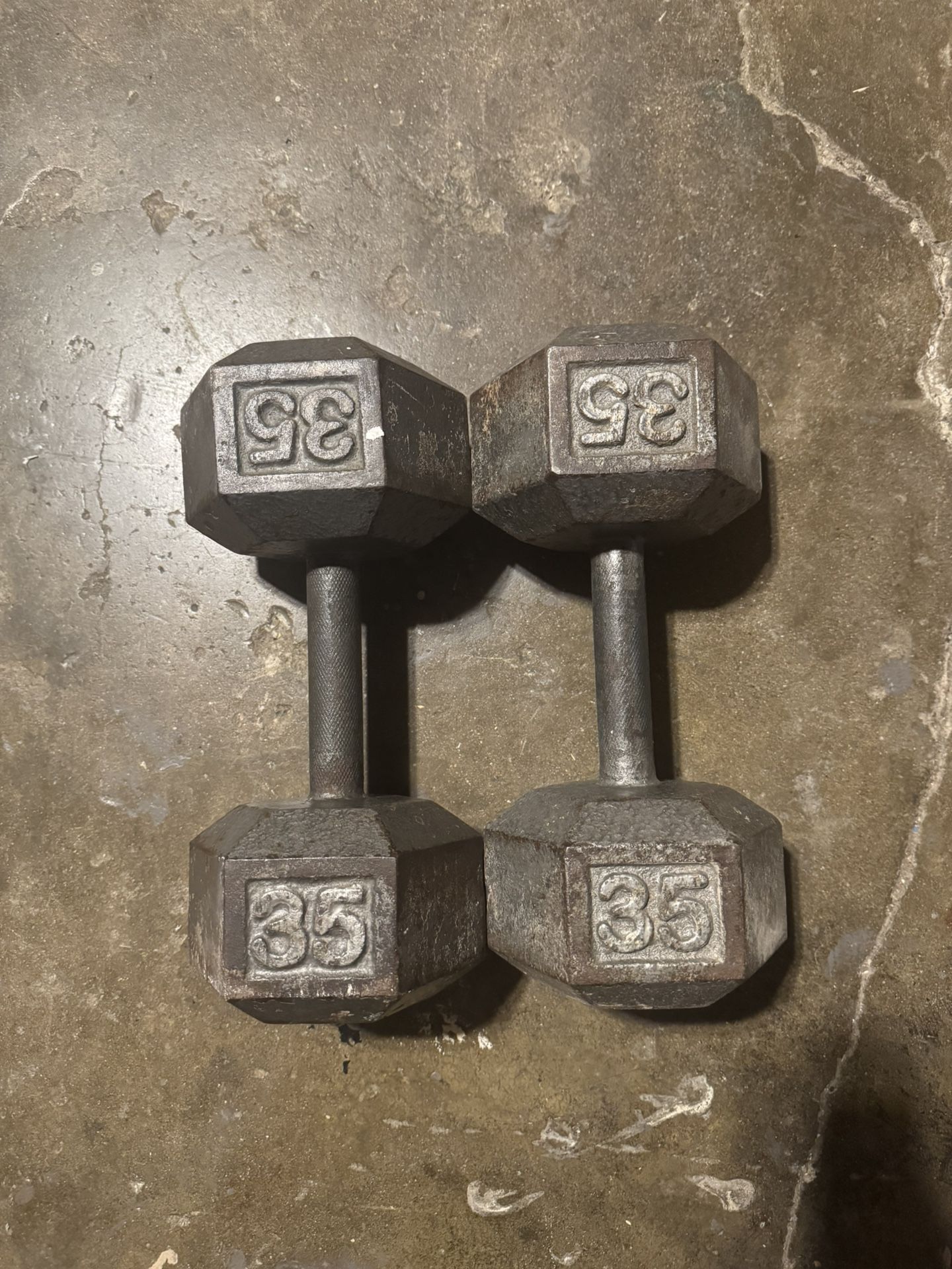 metal dumbbells 35 pounds