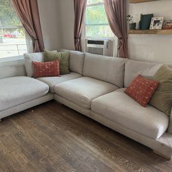 Living Spaces Lindsey Sectional With Chaise- BEIGE