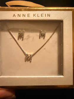 Anne Klein necklace and earrings set