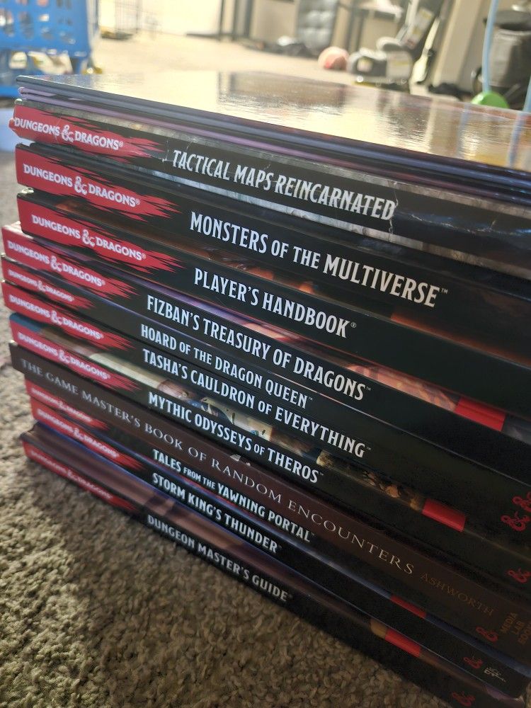 D&D Campaign/Adventure Books+DM Screen