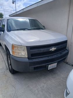 Hood Only for 2007-2013 Chevy Silverado  see photos