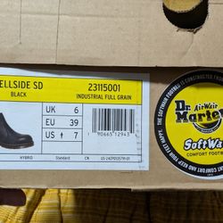 Dr. Martens Air Wair