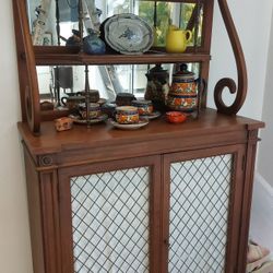 Antique Cabinet, China Cabinet Or 