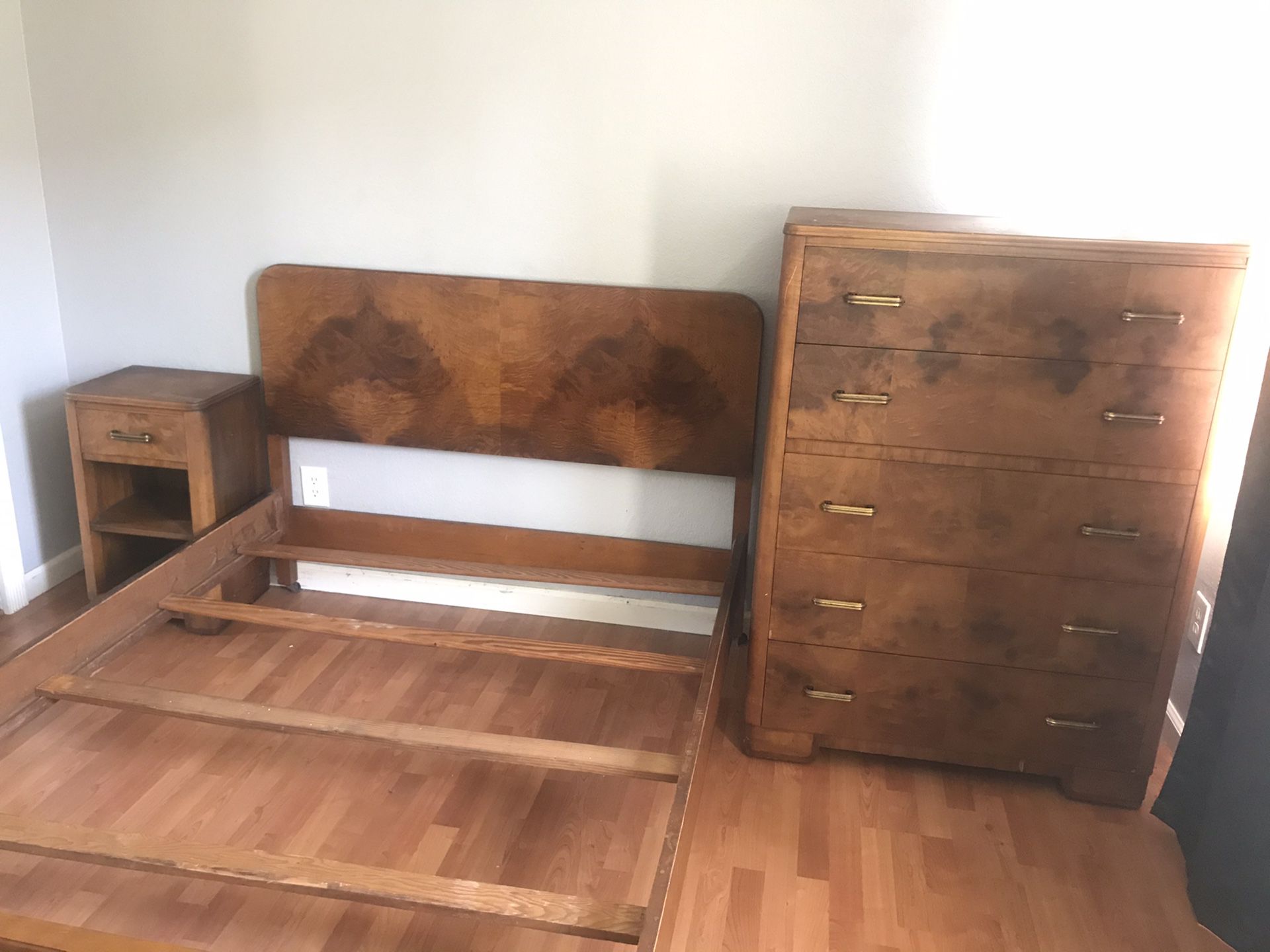 Art Deco mahogany four piece bedroom set