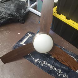 Harbor breeze modern 3 brown blades ceiling fan with light