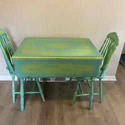 Table & 2 chairs