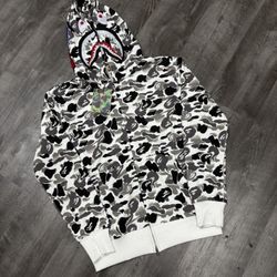 Bape Zip Up White And Black