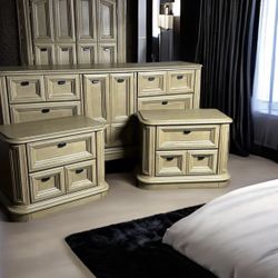 Bedroom Furniture Set 