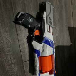 Nerf Strongarm 