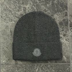 Grey Moncler Beanie Tonal