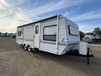 1996 Sunnybrook 28’